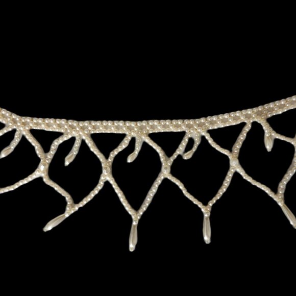 Faux Pearls Beaded Christmas Tree Garland 6 ft The House of Louis Nichole - Picture 9 of 11